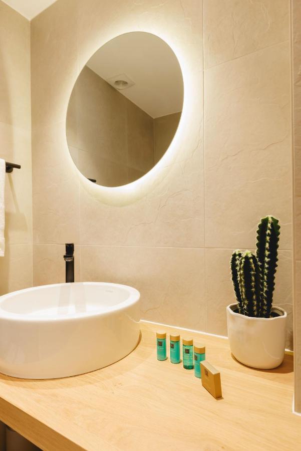 Bravissimo Cort Reial Duplex, Spacious With 3 Bedrooms Girona Eksteriør bilde
