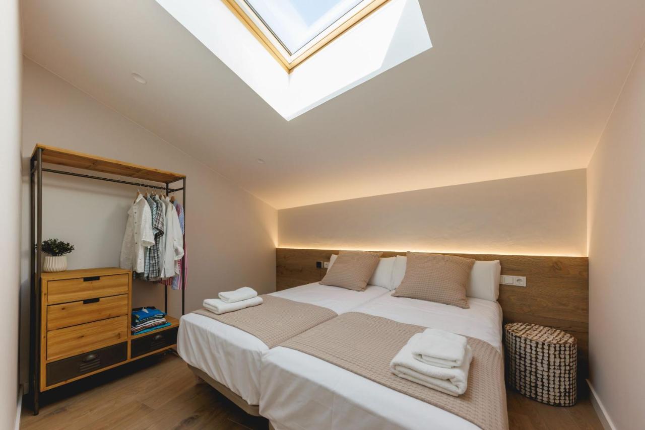 Bravissimo Cort Reial Duplex, Spacious With 3 Bedrooms Girona Eksteriør bilde