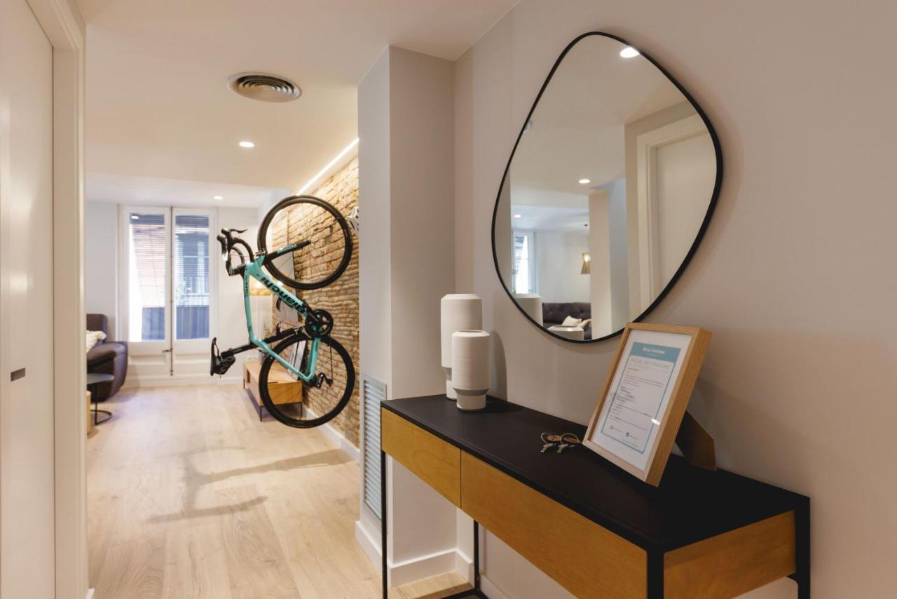 Bravissimo Cort Reial Duplex, Spacious With 3 Bedrooms Girona Eksteriør bilde