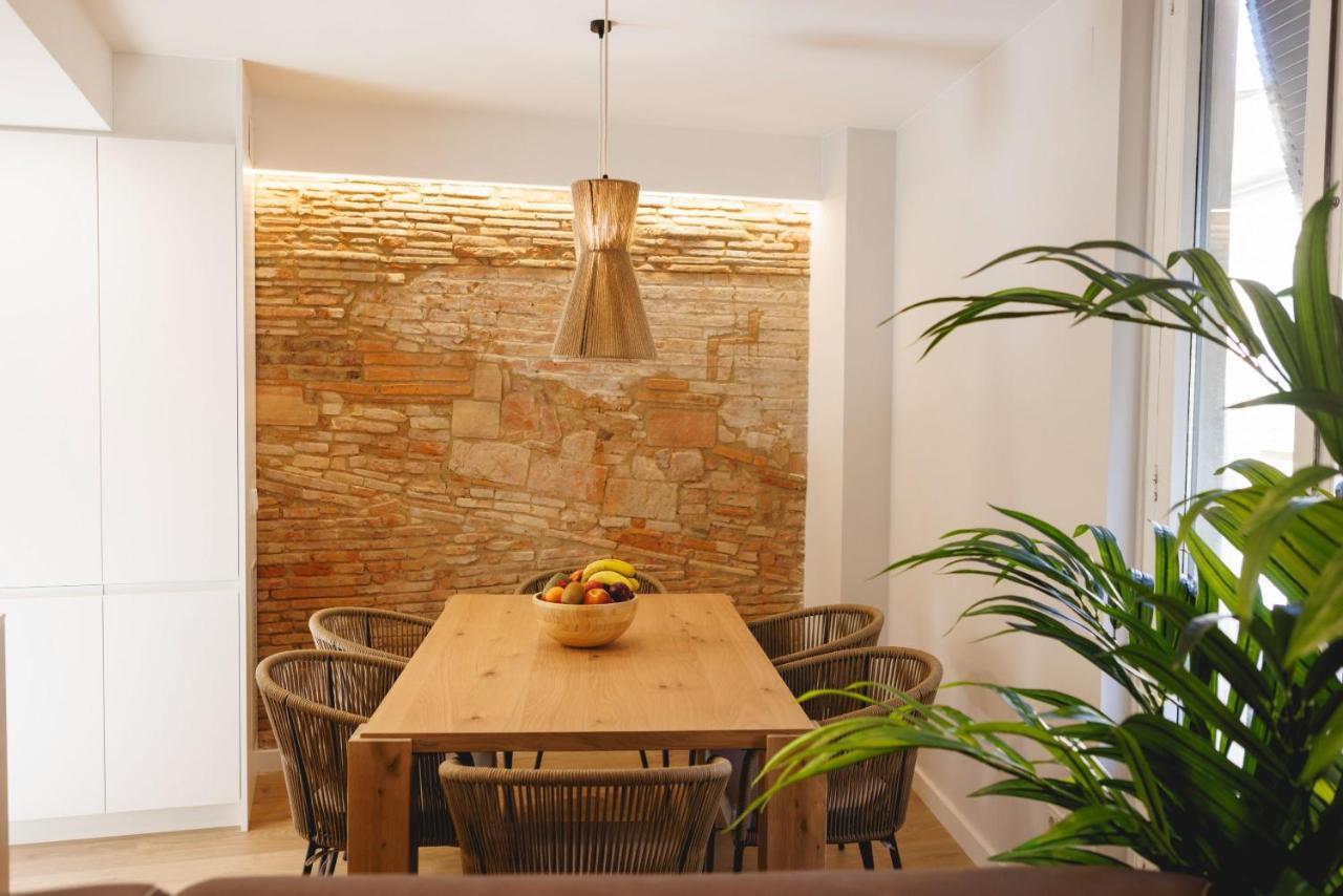 Bravissimo Cort Reial Duplex, Spacious With 3 Bedrooms Girona Eksteriør bilde